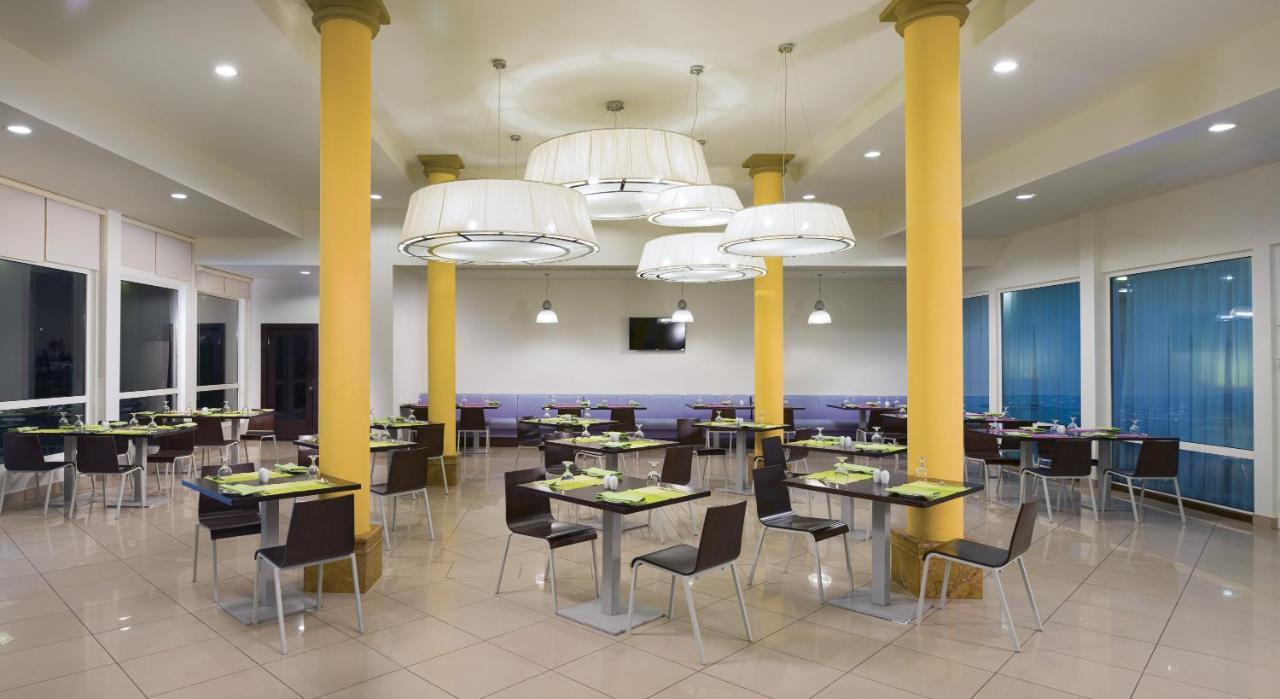 City Hotel Dukm Kültér fotó
