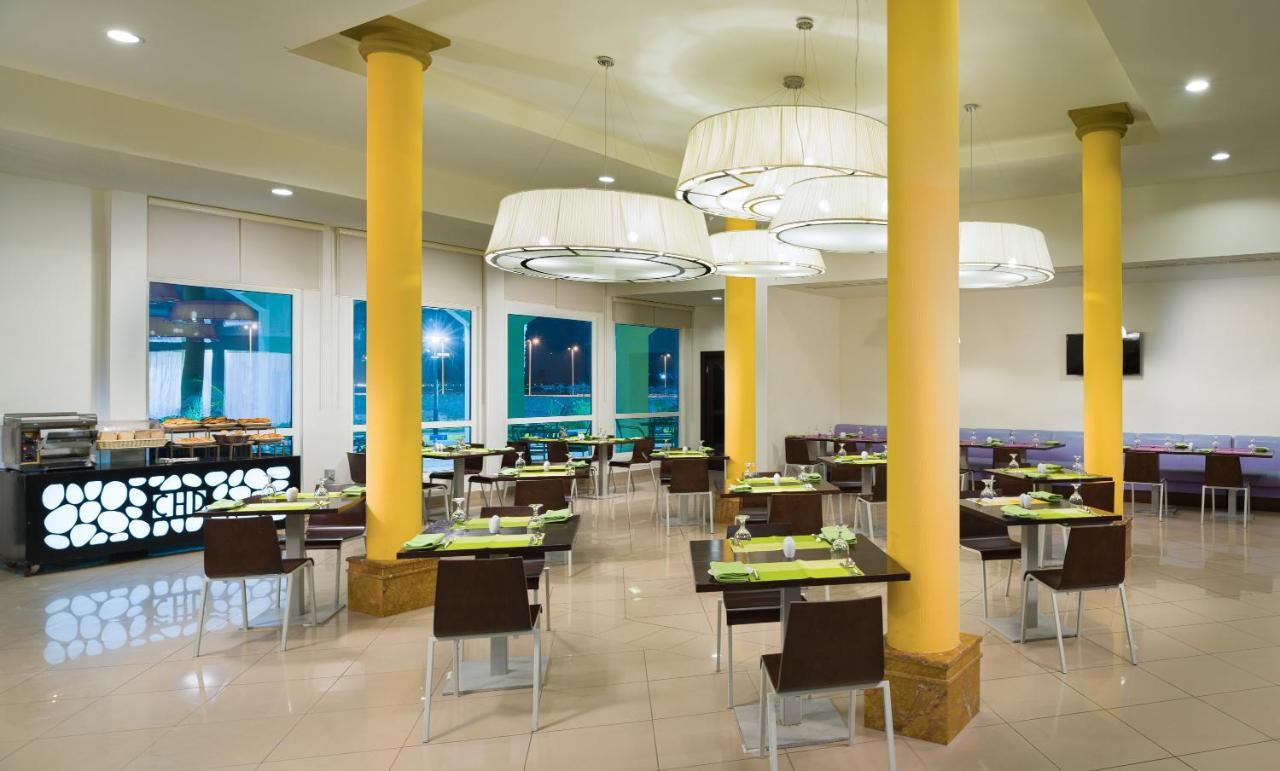 City Hotel Dukm Kültér fotó