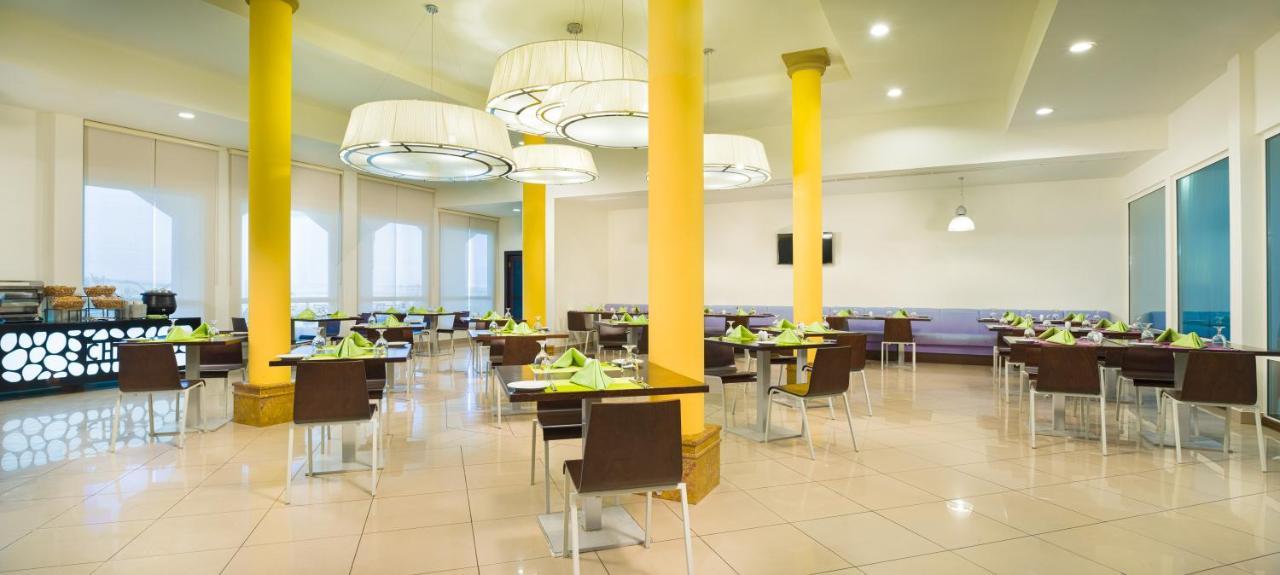 City Hotel Dukm Kültér fotó