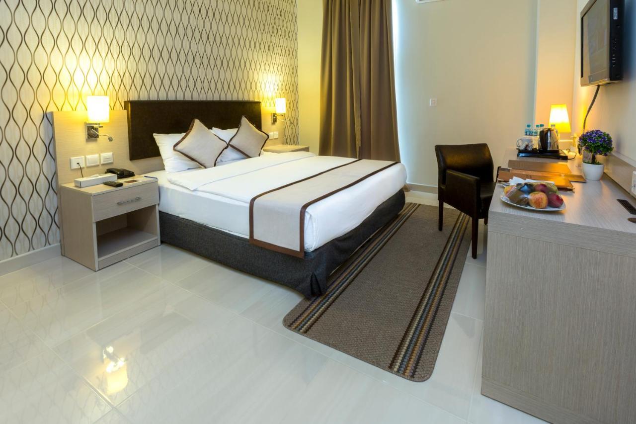 City Hotel Dukm Kültér fotó
