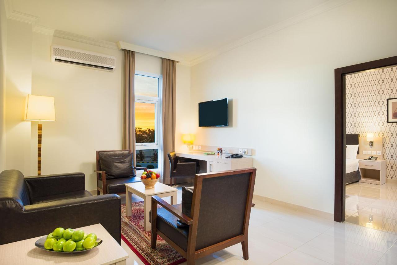 City Hotel Dukm Kültér fotó