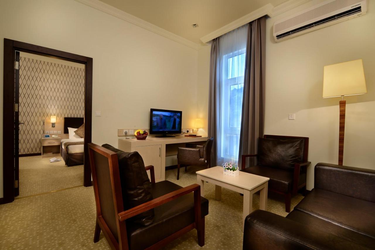 City Hotel Dukm Kültér fotó
