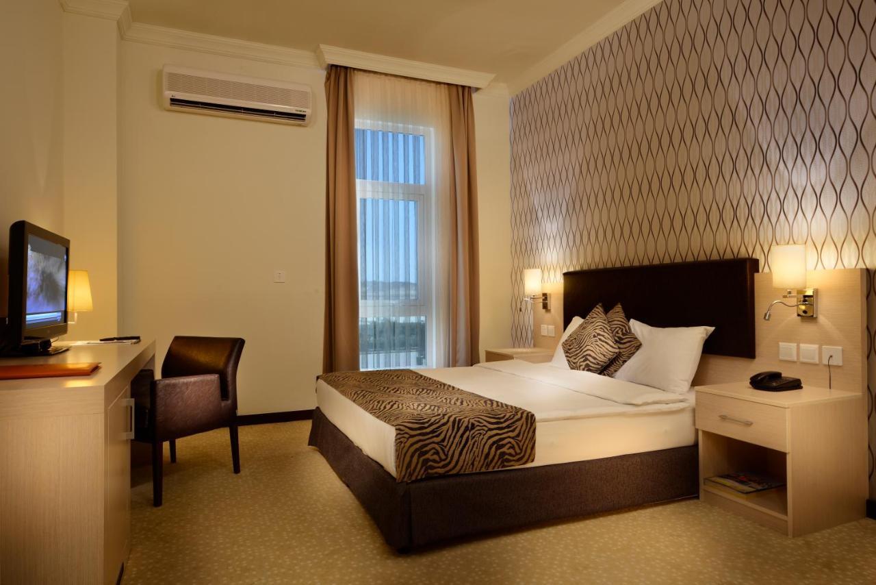 City Hotel Dukm Kültér fotó